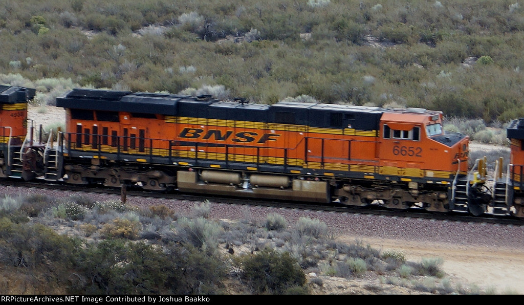 BNSF 6652